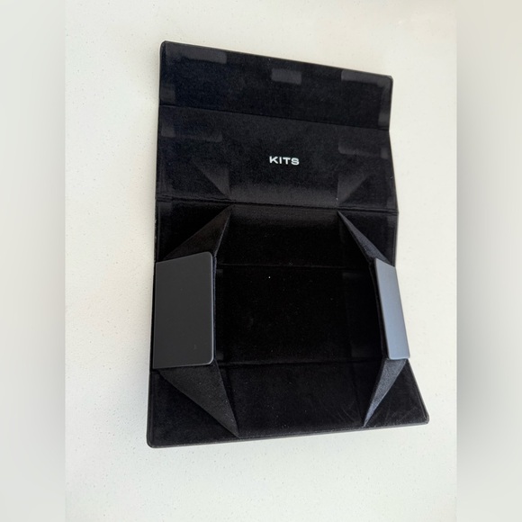 Kitseyecare Premium Hard Black Case NWOT - Picture 5 of 6